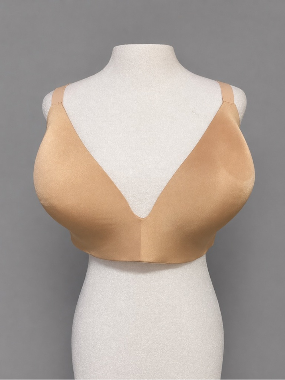 NWT Skims Body Lightly Lined  Bra
